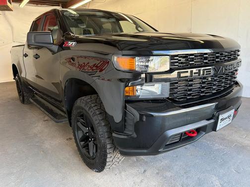 Black 2019 Chevrolet Silverado 1500 Custom Trail Boss