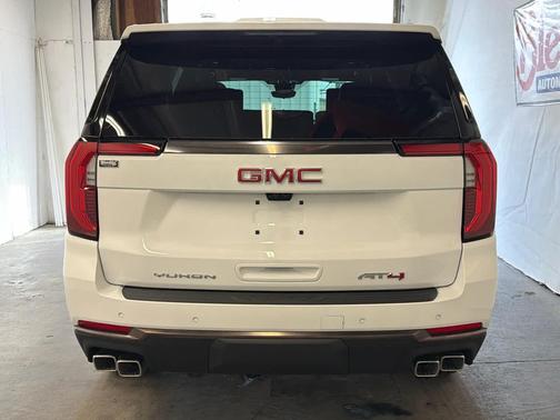 2026 GMC Yukon 4WD AT4 Ultimate