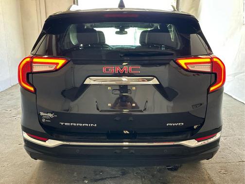 2022 GMC Terrain Denali