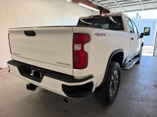 2022 Chevrolet Silverado 2500 Custom