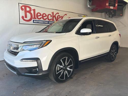 2019 Honda Pilot Touring 8-Passenger