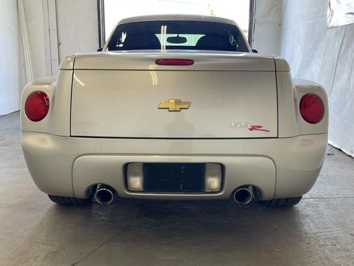 2004 Chevrolet SSR LS Reg Cab 116.0 WB