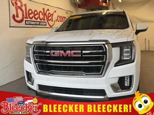 Summit White 2023 GMC Yukon XL SLT SUV