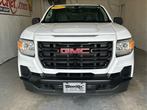 2022 GMC Canyon Elevation Standard