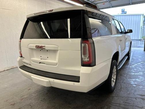 Photo 5 of 32 of 2018 GMC Yukon XL SLT
