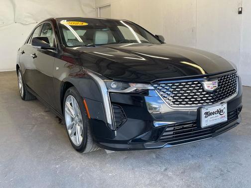 2023 Cadillac CT4 Luxury