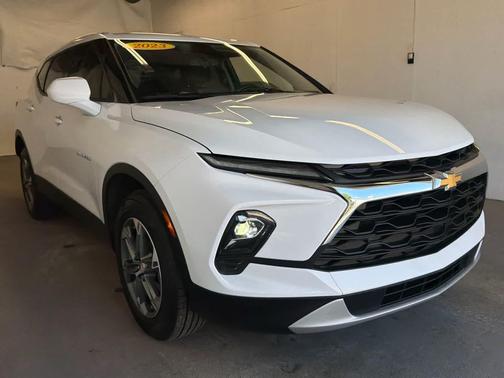 Summit White 2023 Chevrolet Blazer 2LT