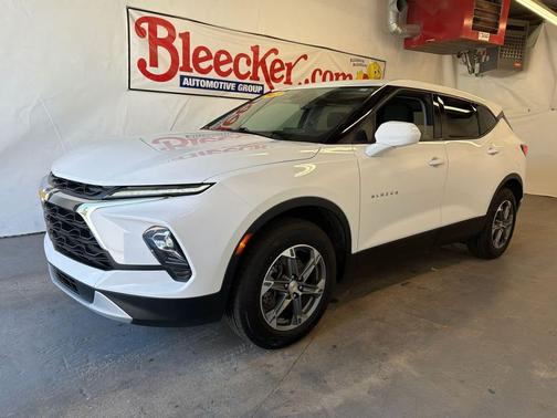 Summit White 2023 Chevrolet Blazer 2LT
