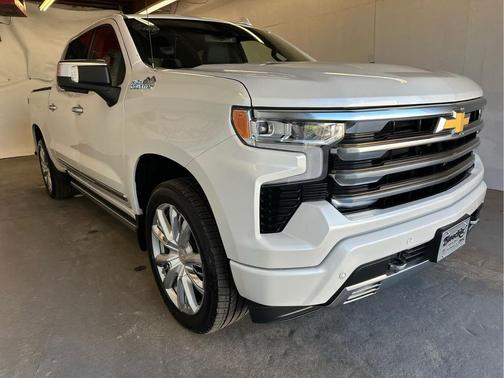 2022 Chevrolet Silverado 1500 High Country