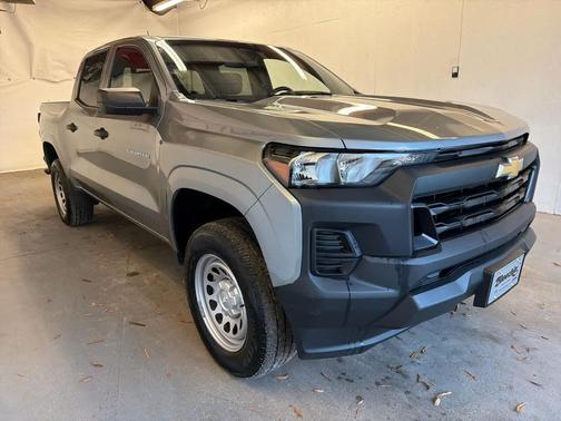 2024 Chevrolet Colorado WT