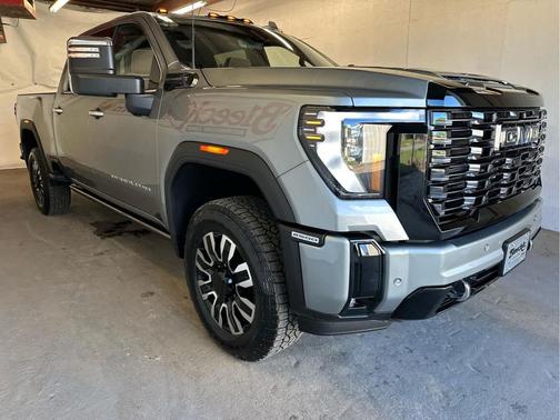 2025 GMC Sierra 2500 Denali Ultimate