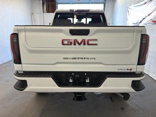 2026 GMC Sierra 2500 AT4
