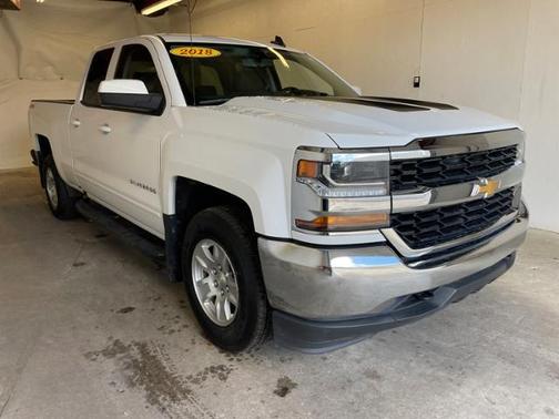 Photo 4 of 32 of 2018 Chevrolet Silverado 1500 1LT