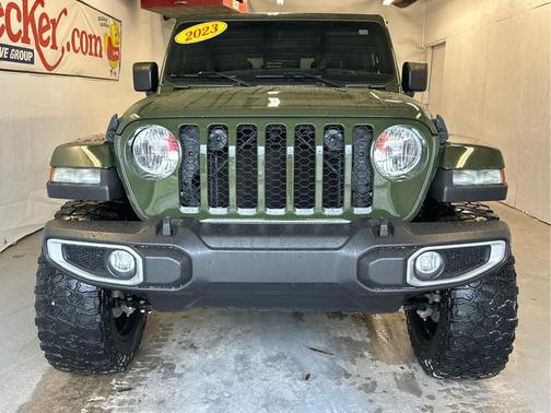 2023 Jeep Gladiator Sport S