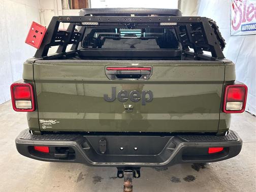 2023 Jeep Gladiator Sport S