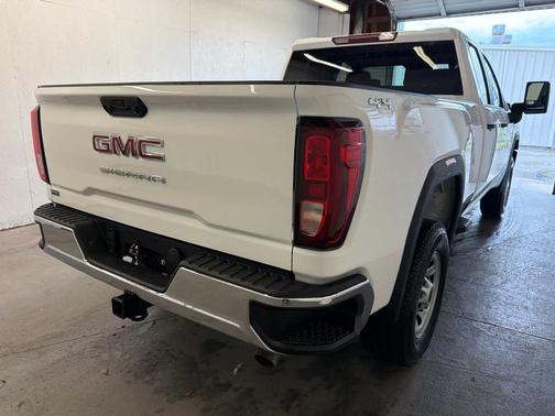 Summit White 2026 GMC Sierra 2500 Pro