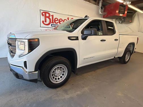 Summit White 2026 GMC Sierra 1500 Pro
