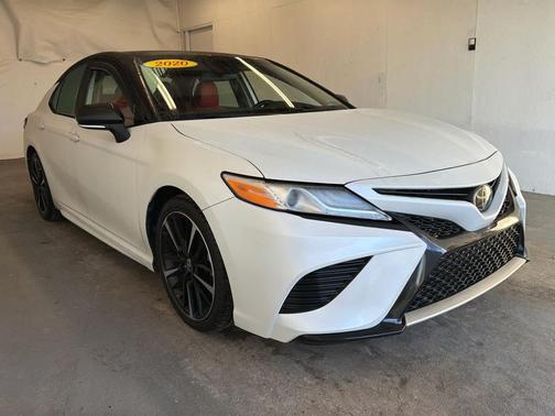 2020 Toyota Camry XSE
