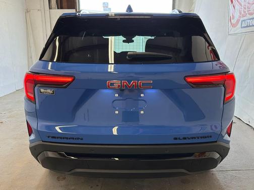 Rapids Metallic 2026 GMC Terrain FWD Elevation