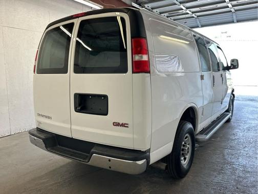 2023 GMC Savana 2500 Work Van
