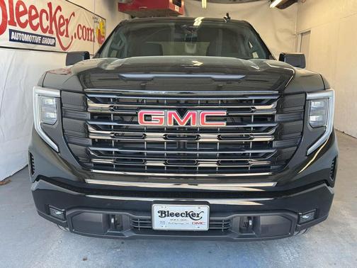 Onyx Black 2026 GMC Sierra 1500 Elevation