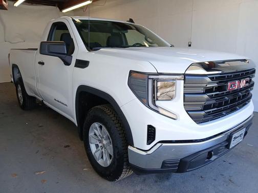 2025 GMC Sierra 1500 Pro