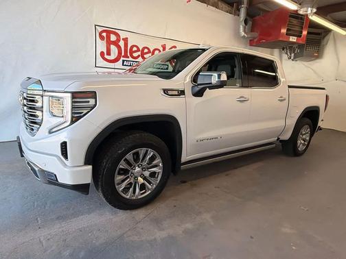 White Frost Tricoat 2023 GMC Sierra 1500 Denali