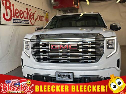 White Frost Tricoat 2023 GMC Sierra 1500 Denali