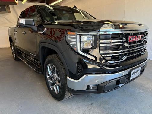 Onyx Black 2026 GMC Sierra 1500 SLT