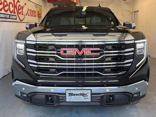 Onyx Black 2026 GMC Sierra 1500 SLT