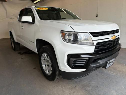 Summit White 2022 Chevrolet Colorado LT