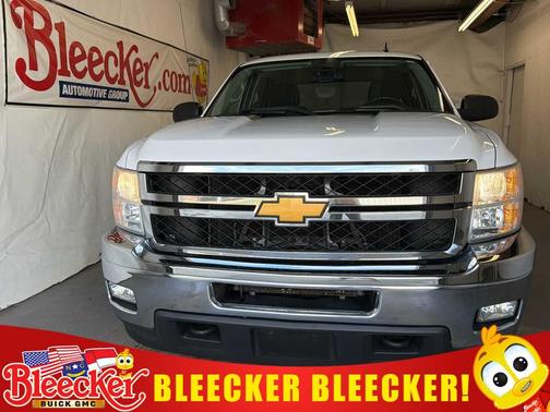 Summit White 2013 Chevrolet Silverado 2500 LT