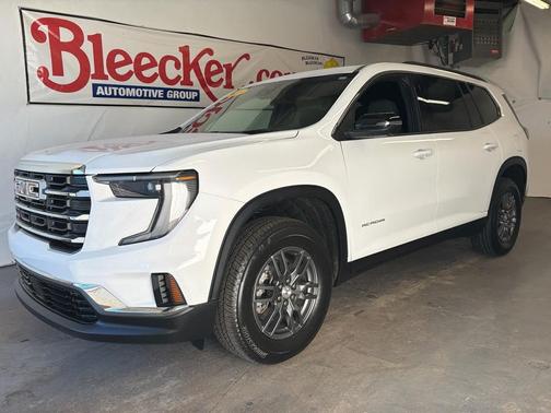 2025 GMC Acadia FWD Elevation