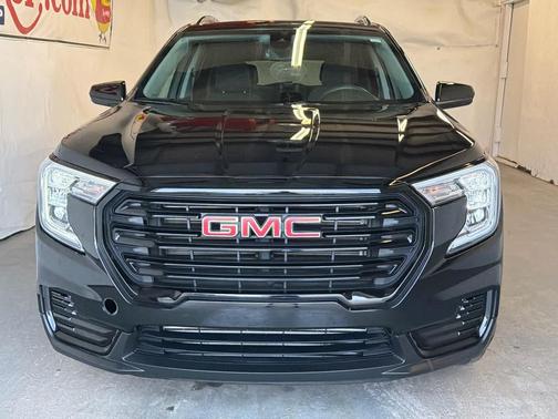 Ebony Twilight Metallic 2024 GMC Terrain SLE