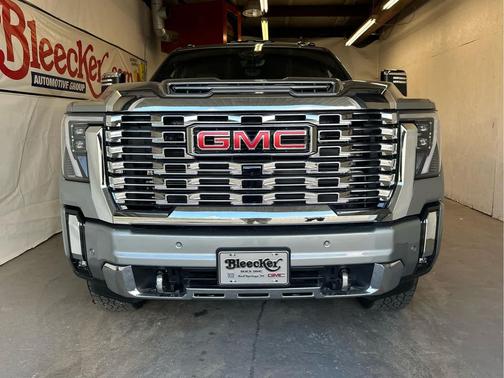 2025 GMC Sierra 2500 Denali