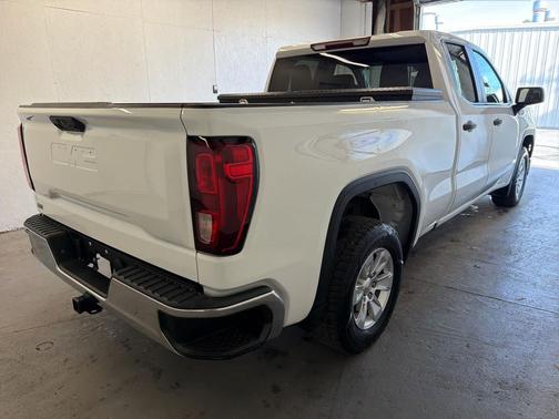 2022 GMC Sierra 1500 Pro