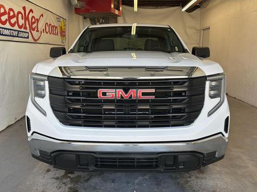 2022 GMC Sierra 1500 Pro
