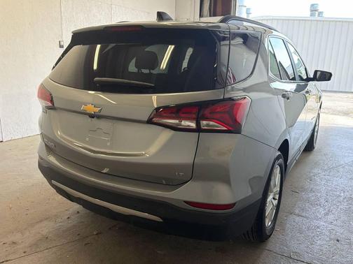 Sterling Gray Metallic 2024 Chevrolet Equinox 1LT