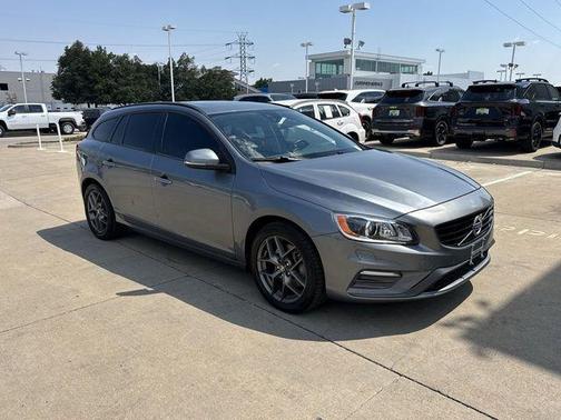 2018 Volvo V60 T5 Dynamic