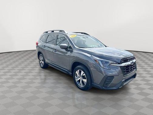 Magnetite Gray Metallic 2025 Subaru Ascent Premium