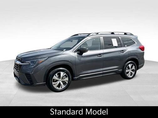 Magnetite Gray Metallic 2025 Subaru Ascent Premium