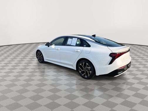 Snow White Pearl 2025 Kia K5 EX