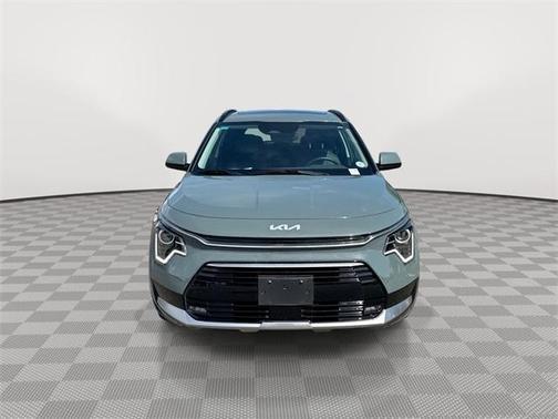 2023 Kia Niro EX Touring
