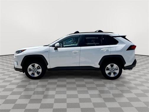 2020 Toyota RAV4 Hybrid XLE