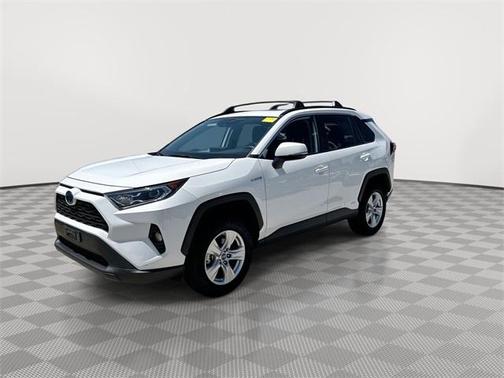 2020 Toyota RAV4 Hybrid XLE