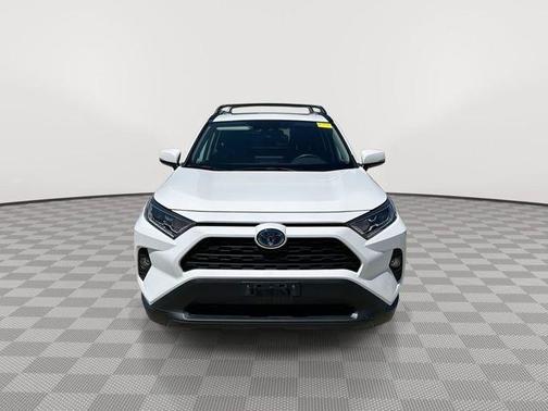 2020 Toyota RAV4 Hybrid XLE