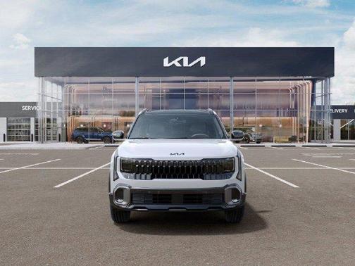 Snow White Pearl 2027 Kia Seltos X-Line