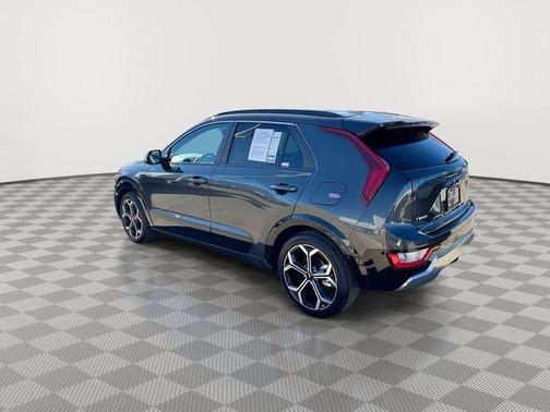 2025 Kia Niro EX Touring