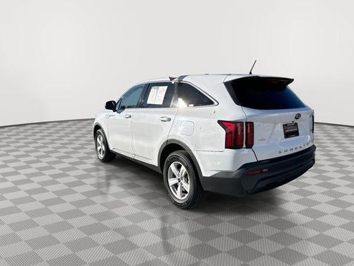 2021 Kia Sorento LX