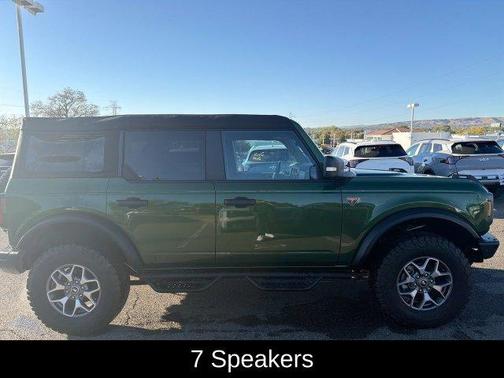 Eruption Green Metallic 2023 Ford Bronco Badlands